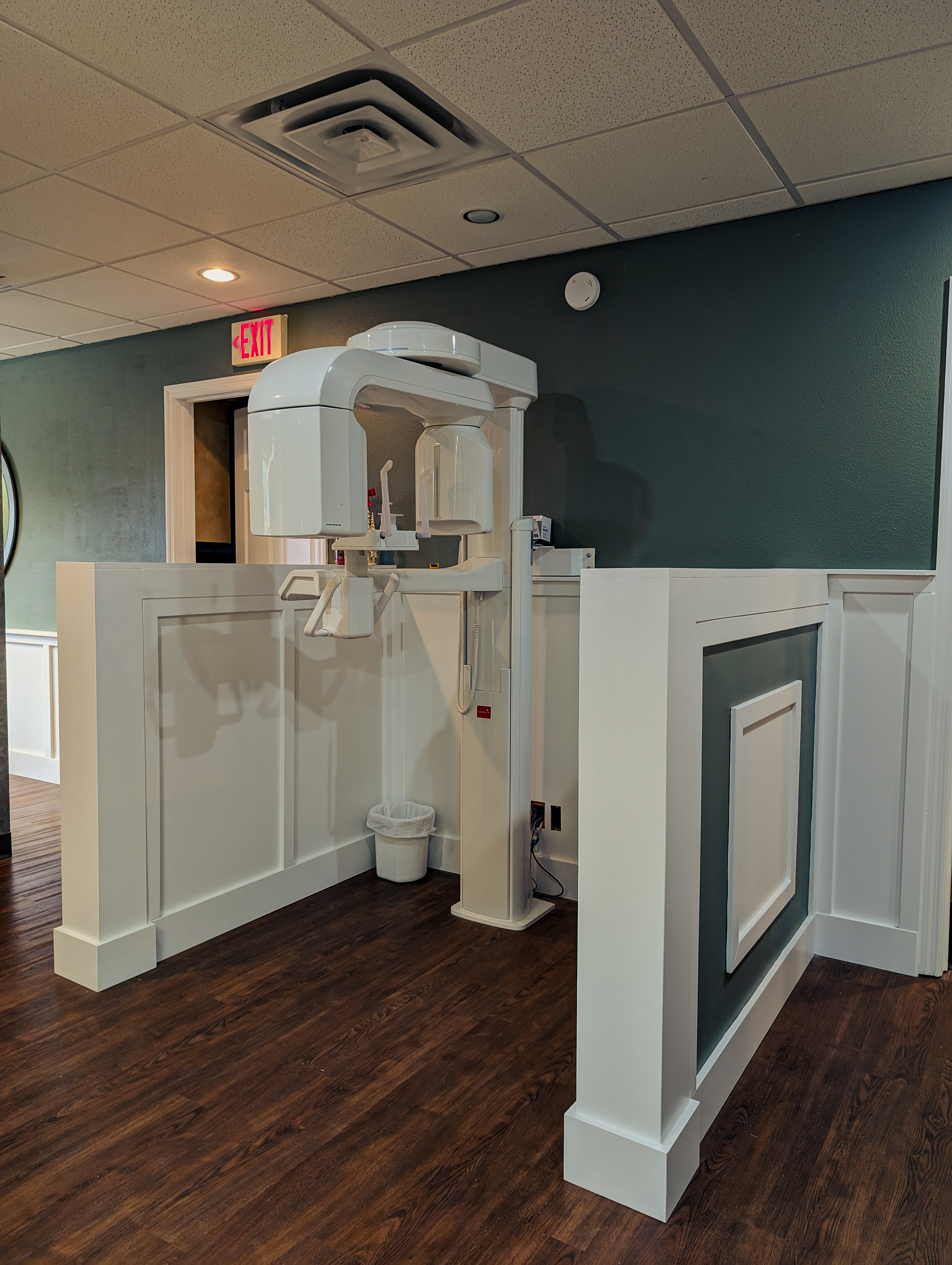 image of dental clinic office